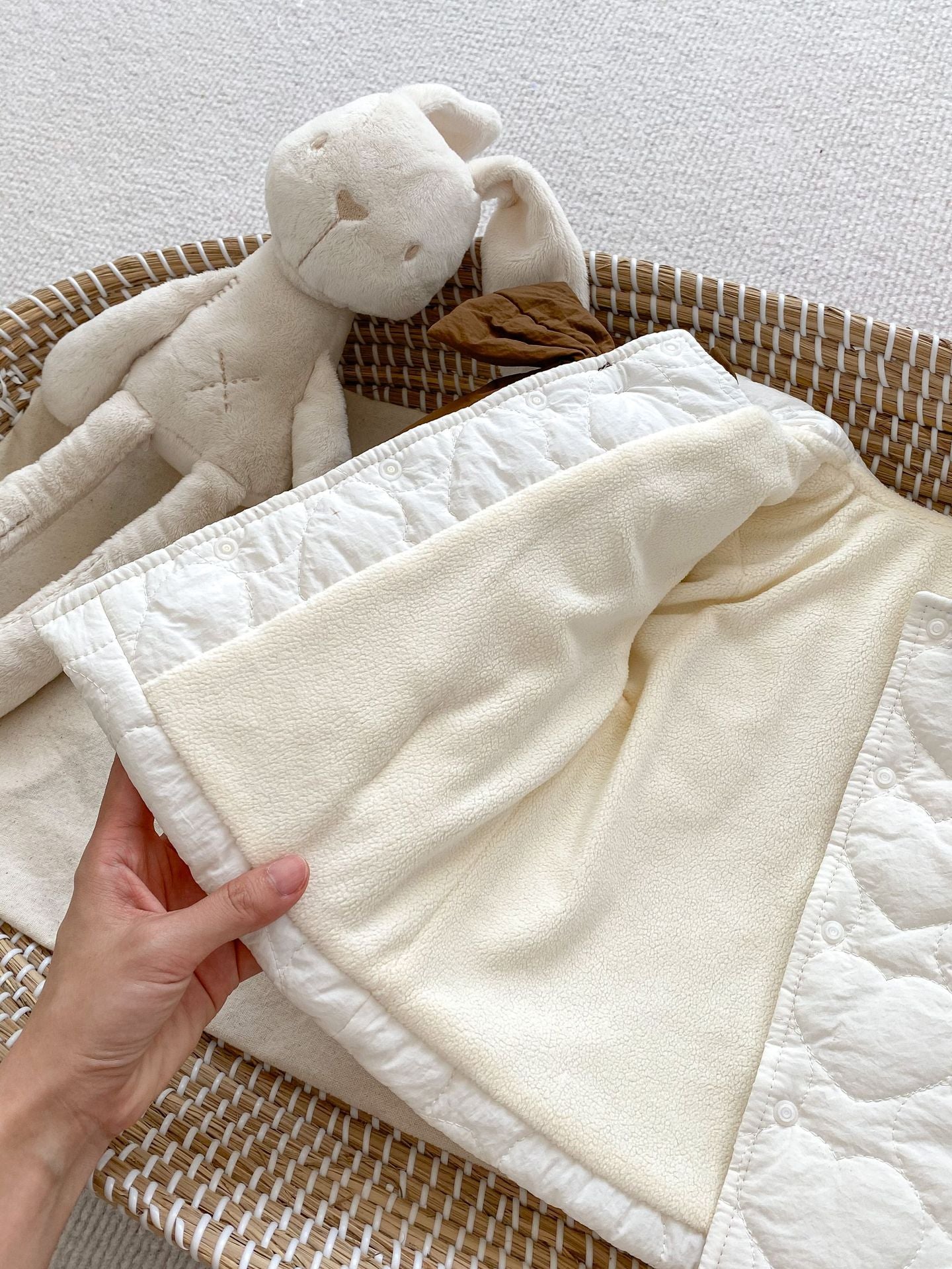 Baby girl beige cardigan coat with bow tie design, thickened long sleeves, perfect for winter wear.