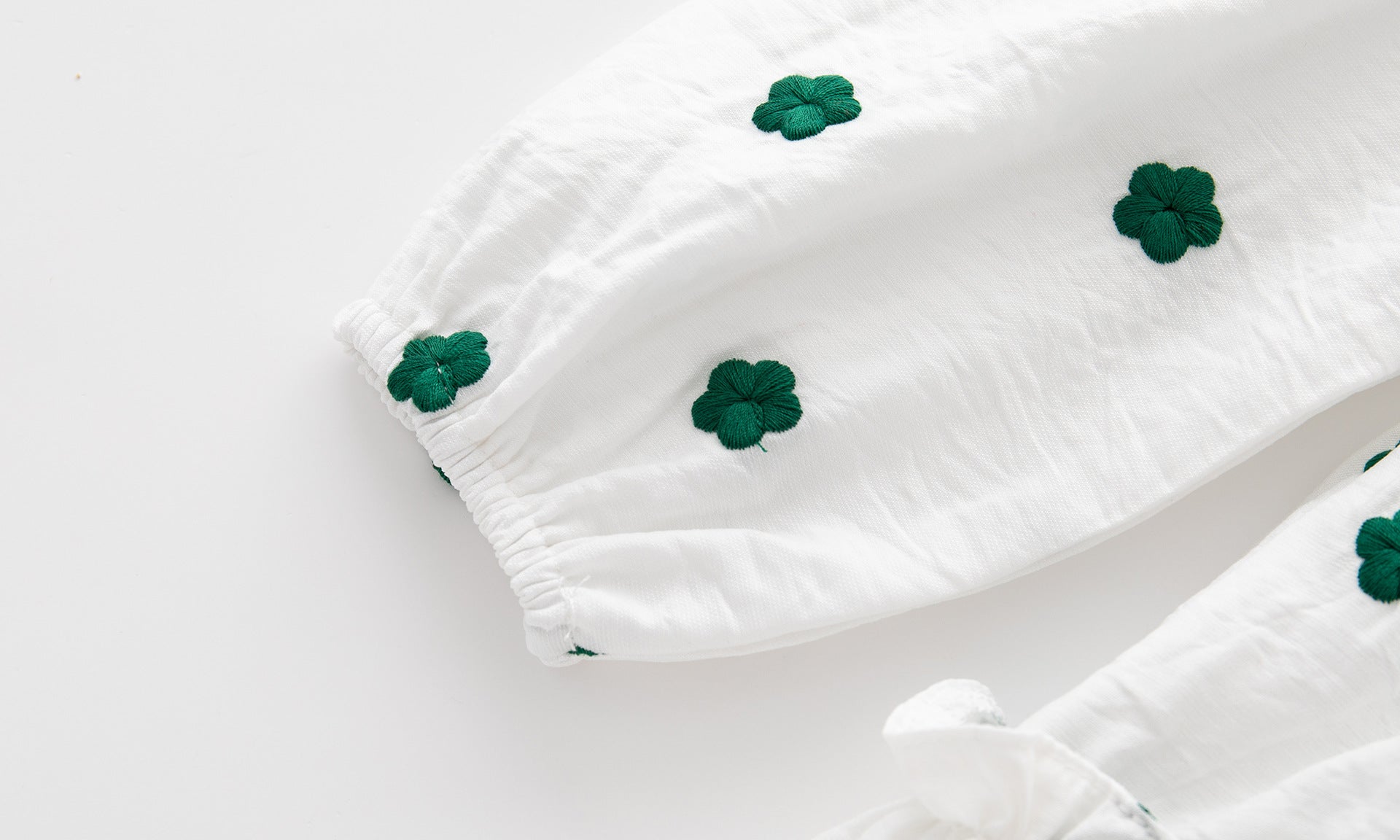 Baby Girl Polka Dot Pattern Green Doll Neck Cute Dress featuring a playful polka dot design and soft cotton material, perfect for spring and autumn.