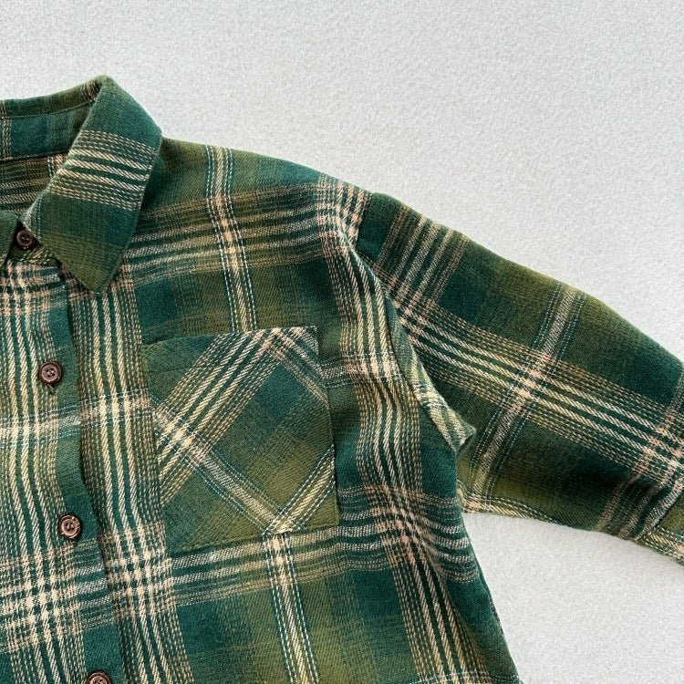 European and American Vintage Style Kids’ Outerwear in plaid long design, featuring a vibrant green color and soft cotton material.