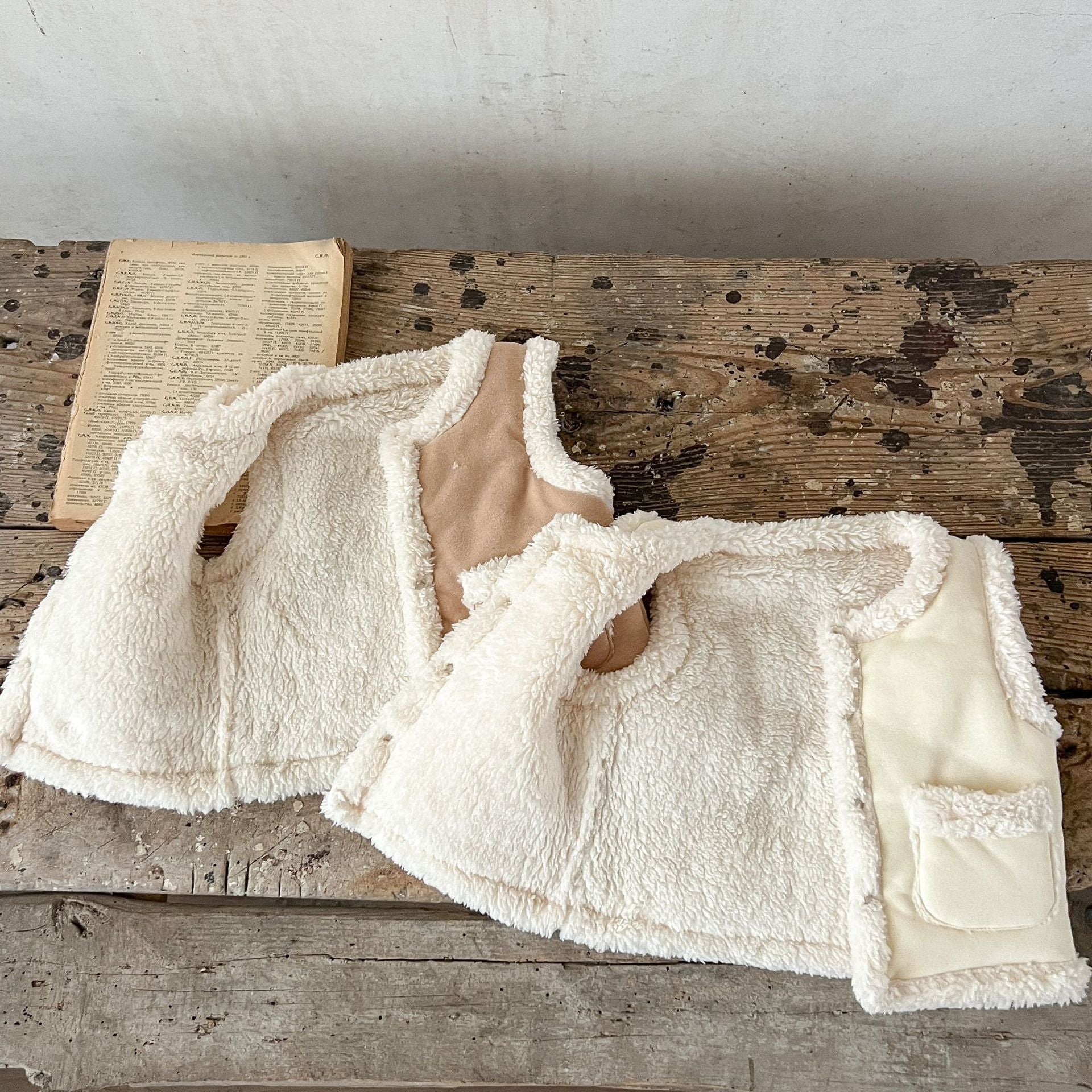 Infant Baby Two Kinds Thickened Knit Cardigan in khaki and beige colors, made of soft cotton, suitable for baby girls.