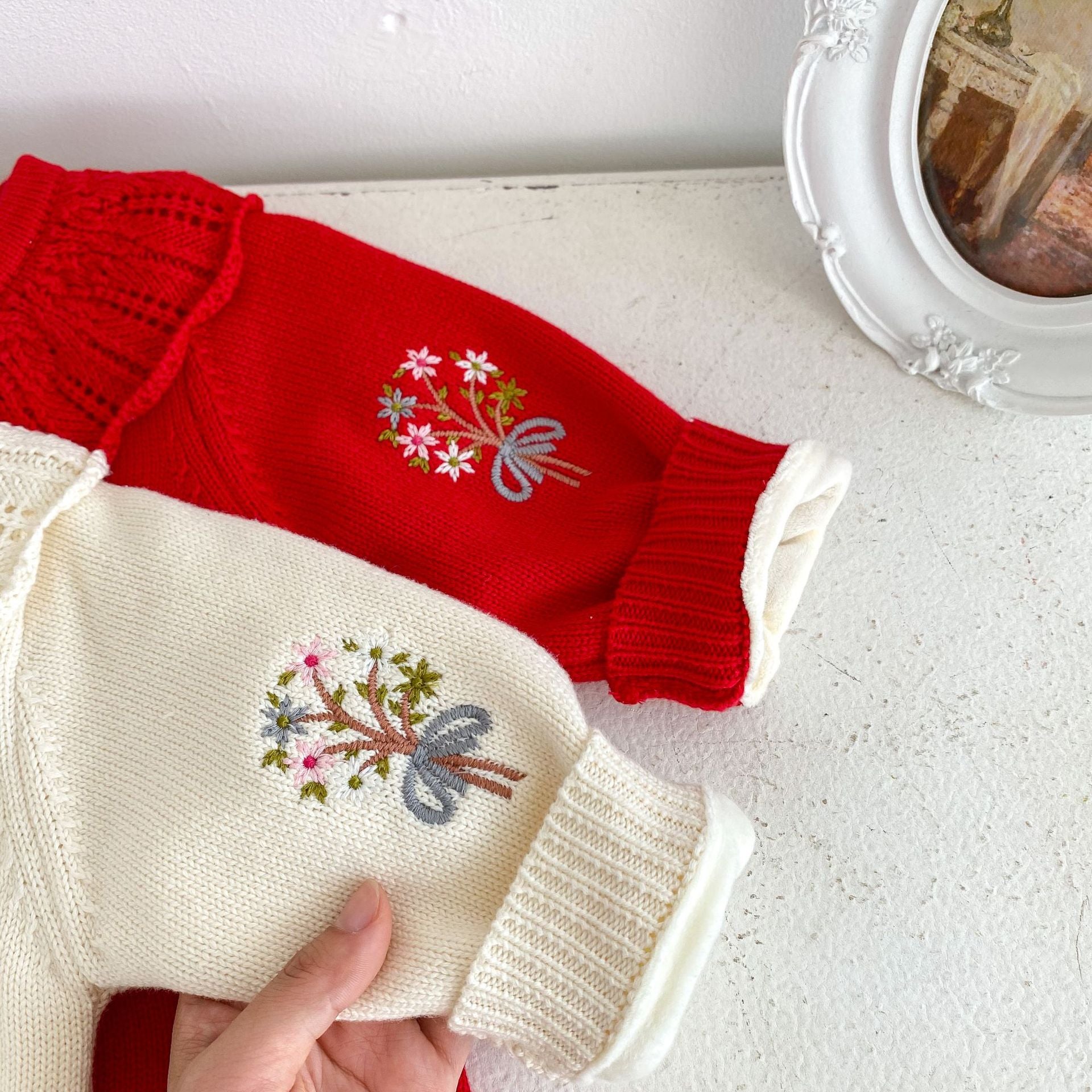 Long Sleeve 100% Cotton Velvet-In Knitwear Romper for baby girl in red and beige colors, featuring embroidered design.