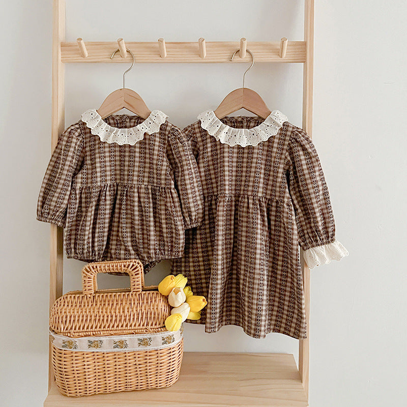 A vintage plaid onesie and dress set for baby girls in brown and coffee colors, showcasing a stylish design perfect for spring and autumn.