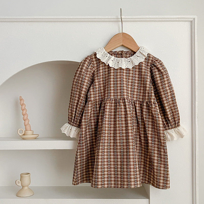 A vintage plaid onesie and dress set for baby girls in brown and coffee colors, showcasing a stylish design perfect for spring and autumn.