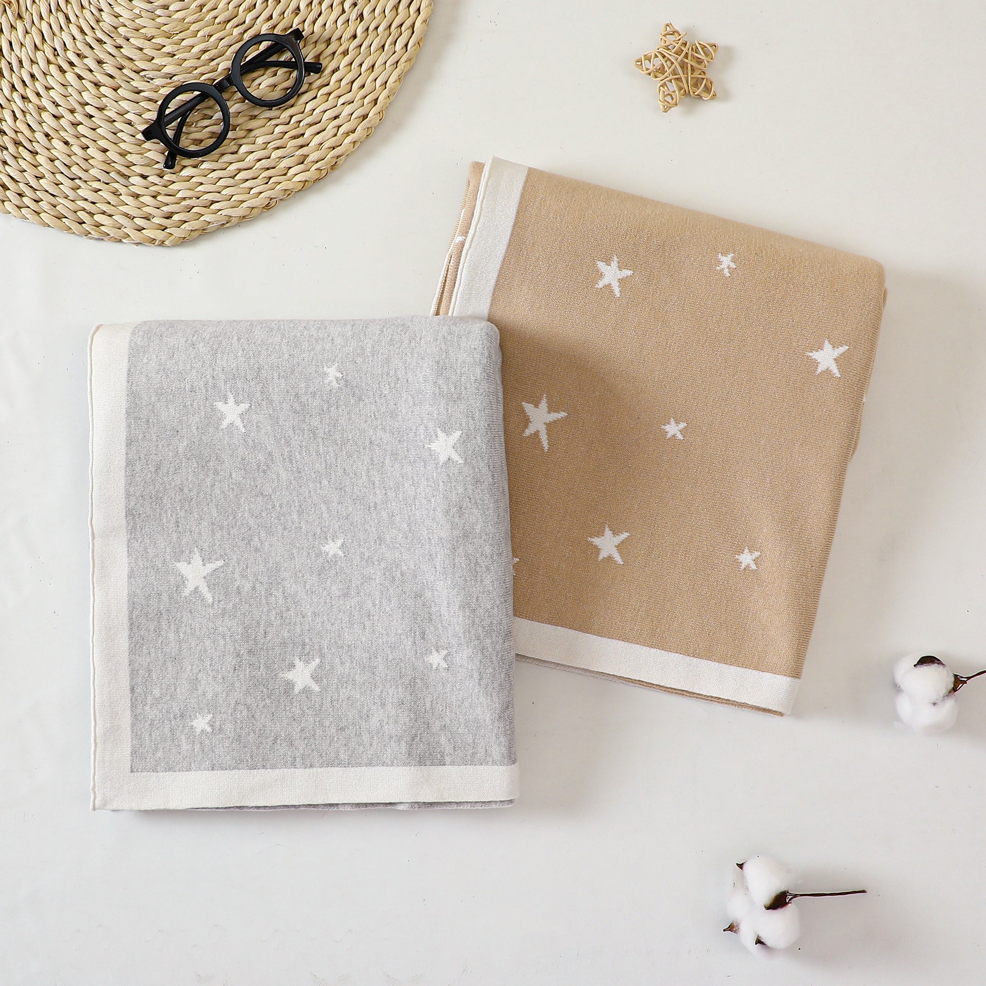 Newborn Baby Soft Blanket and Breathable Jumpsuit Gift Set in grey and khaki colors, featuring an adorable animal pattern, perfect for infants.