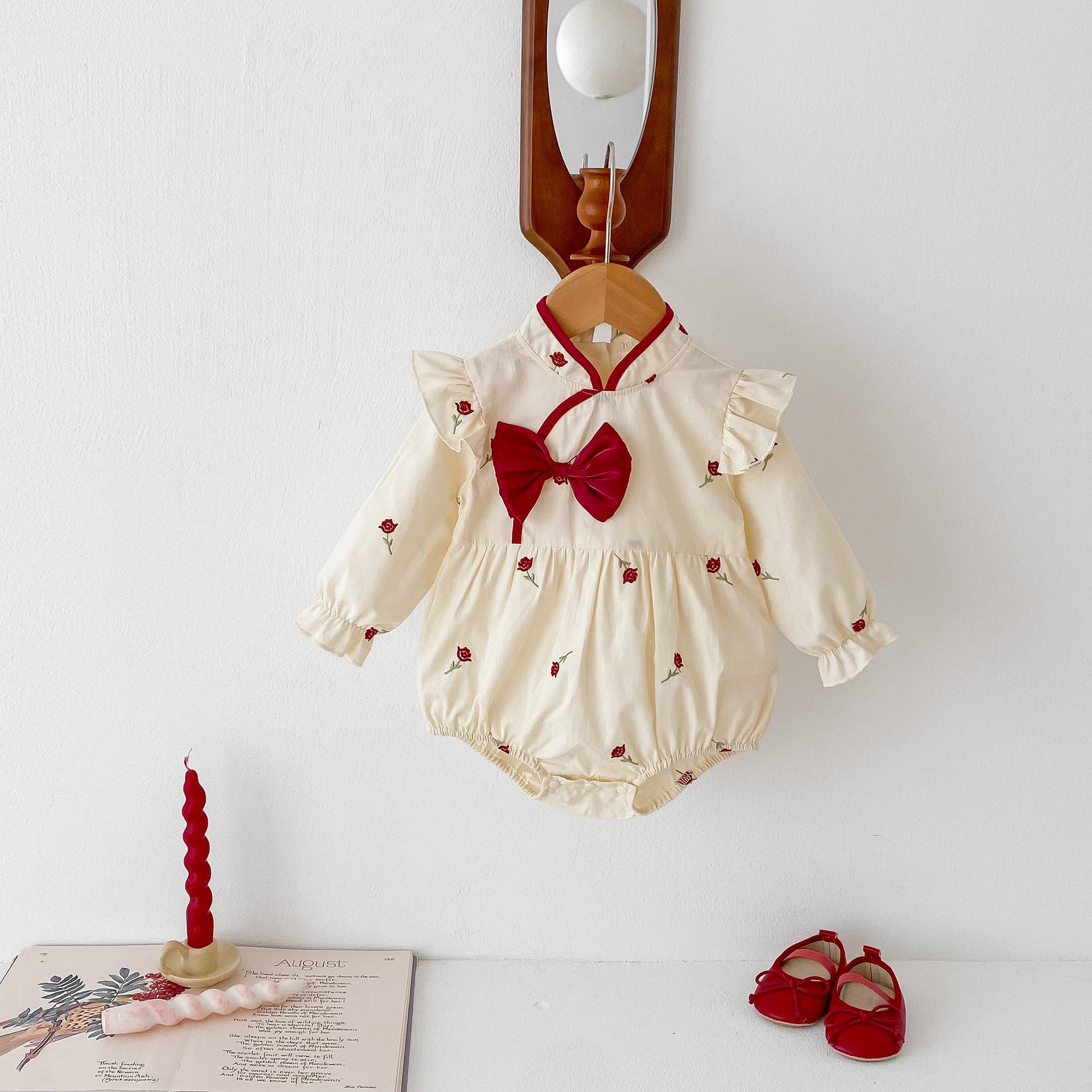 Spring Baby Girls Long Sleeves Floral Rose Print Onesie in beige, featuring a beautiful floral design, perfect for spring and autumn wear.