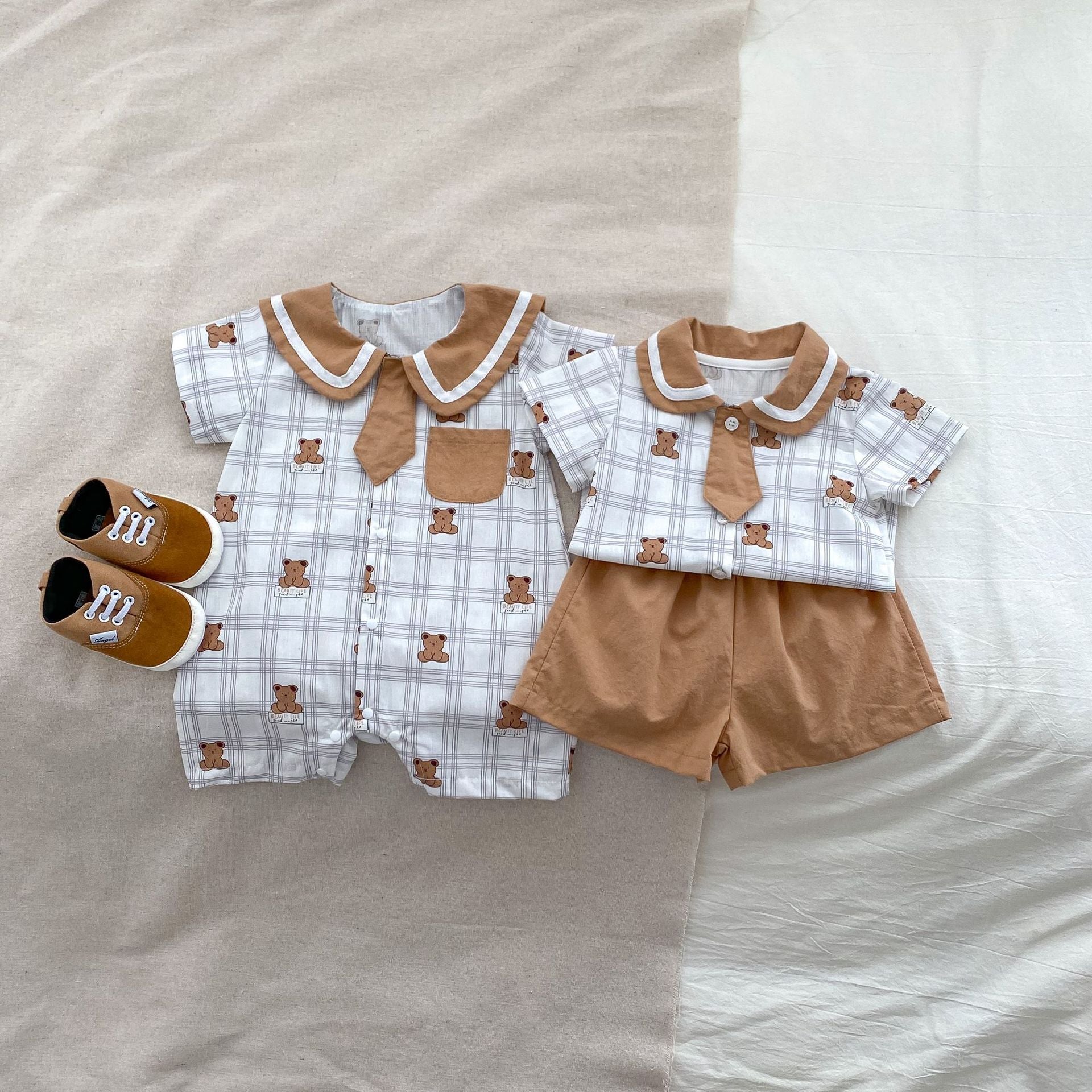 Summer Baby Teddy Pattern Plaid Short-Sleeved Romper in white and brown colors, featuring a cute teddy design, perfect for infants and toddlers.