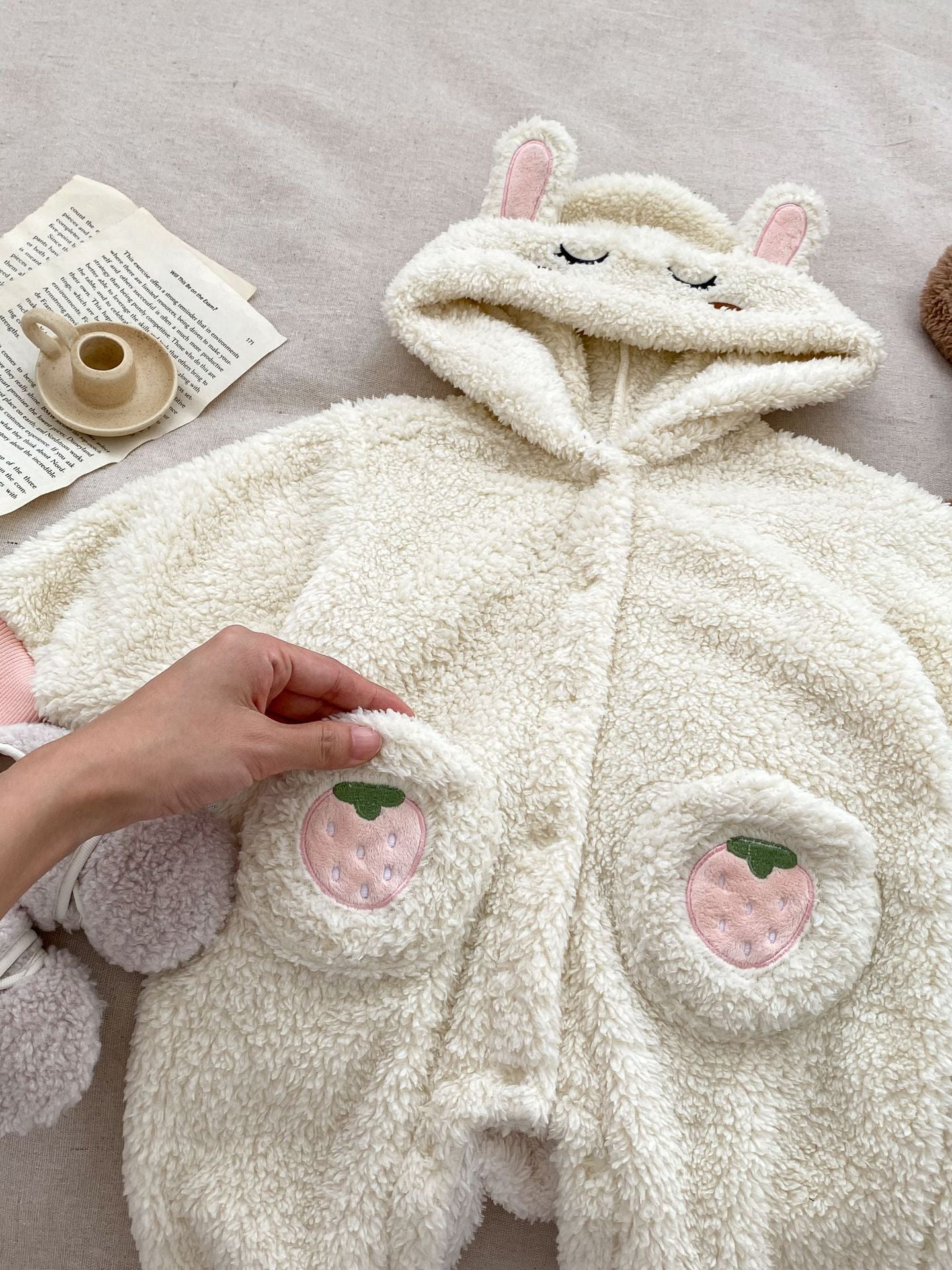 Winter Infant Baby Lovely Little Bear Little Rabbit Style Thermal in beige and brown colors, featuring cute cartoon designs for infants.