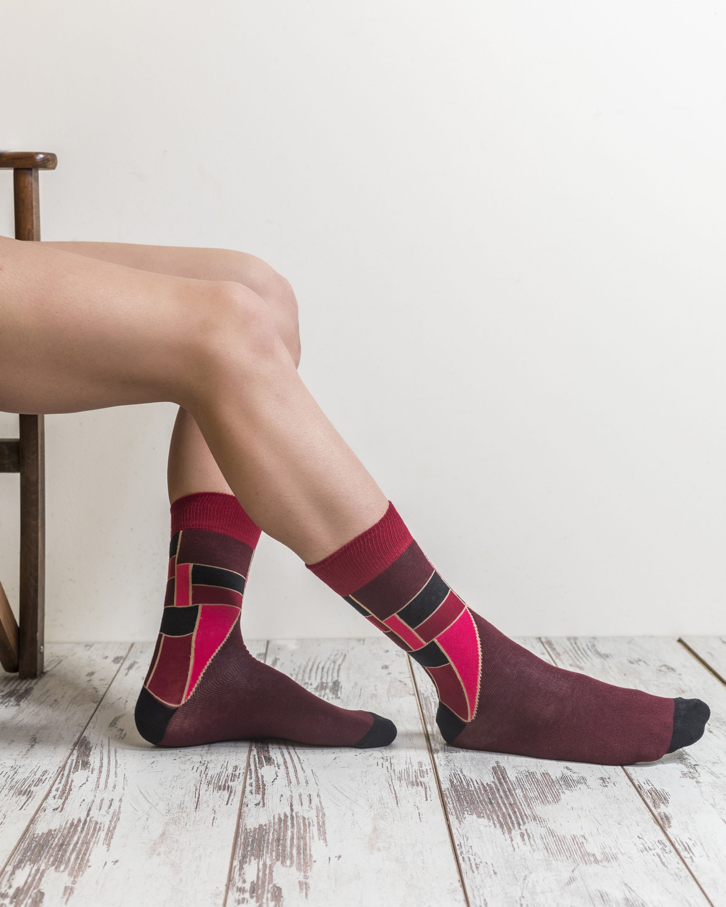 Men's Burgundy Mix Set Socks featuring colorful designs and premium cotton material, perfect for stylish comfort.