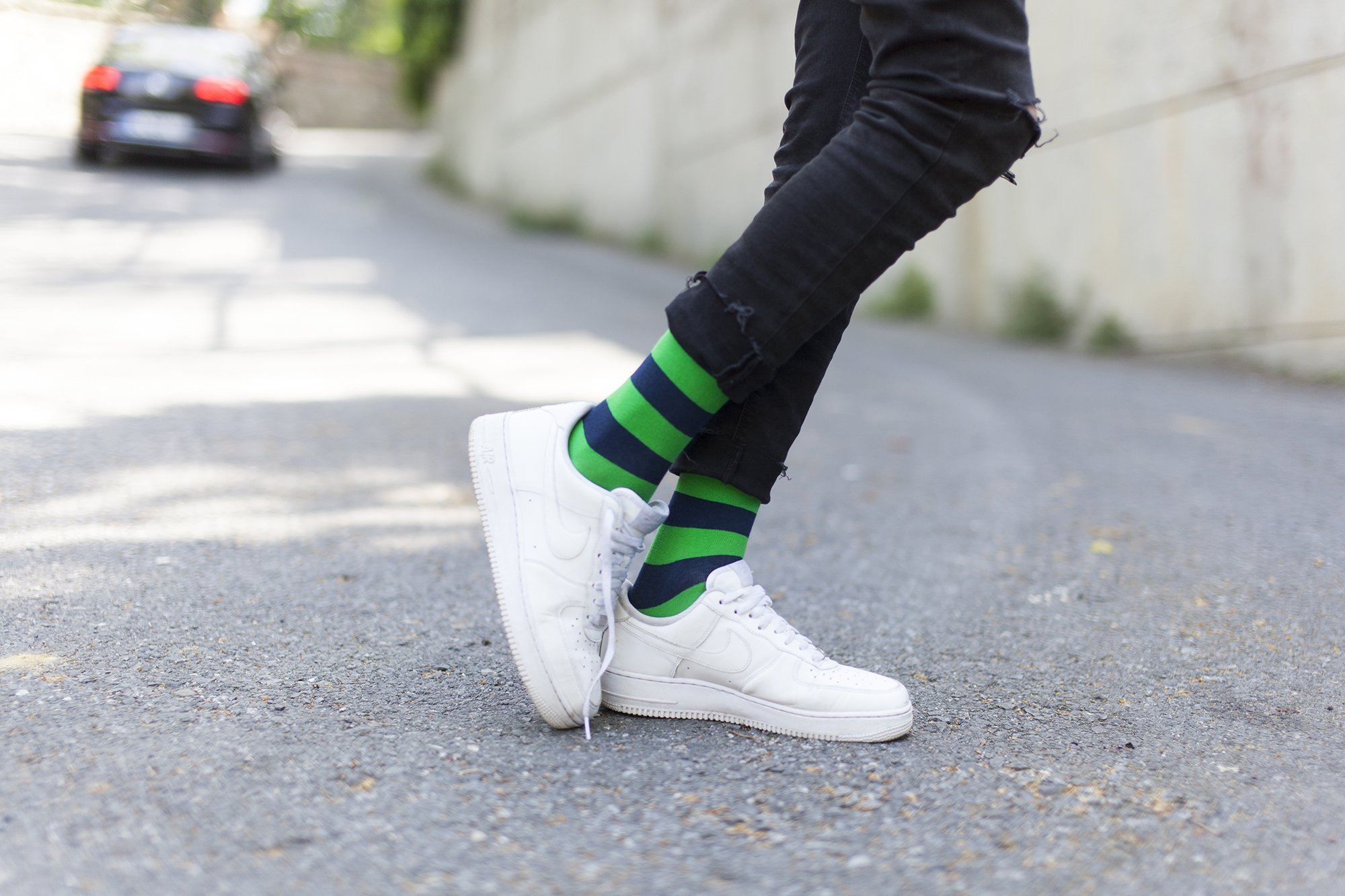 Men's Carrot Leaf Stripe Socks featuring vibrant colors and trendy patterns, made from soft Turkish cotton for comfort.