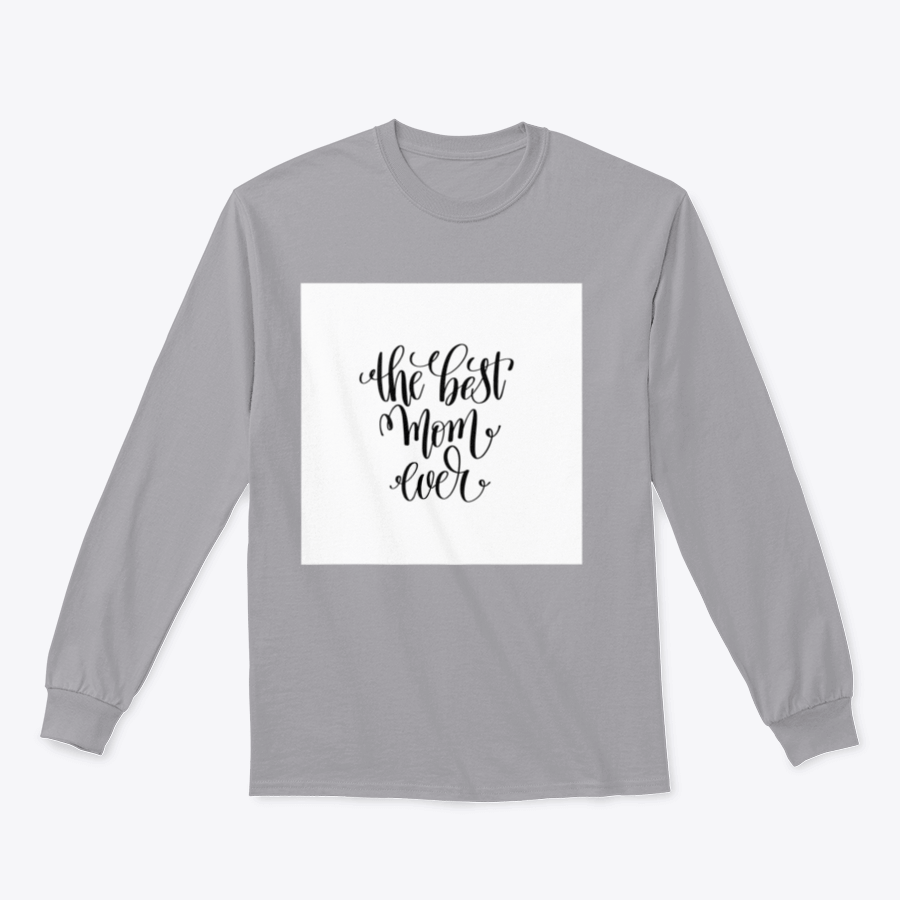 Black and white t-shirt with 'Best Mom Ever' text, showcasing a stylish and motivational design for mothers.