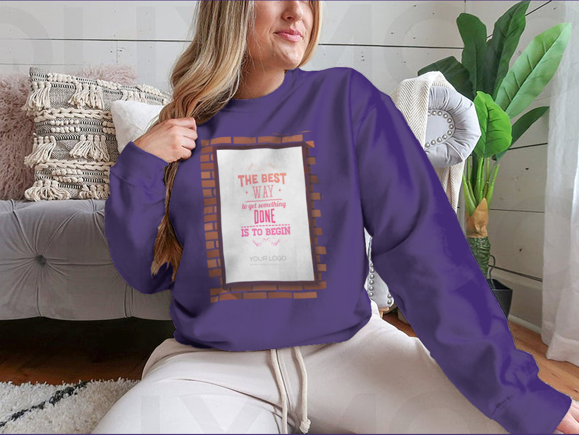 A stylish cotton/polyester blend shirt featuring a classic fit, perfect for casual and semi-formal occasions.