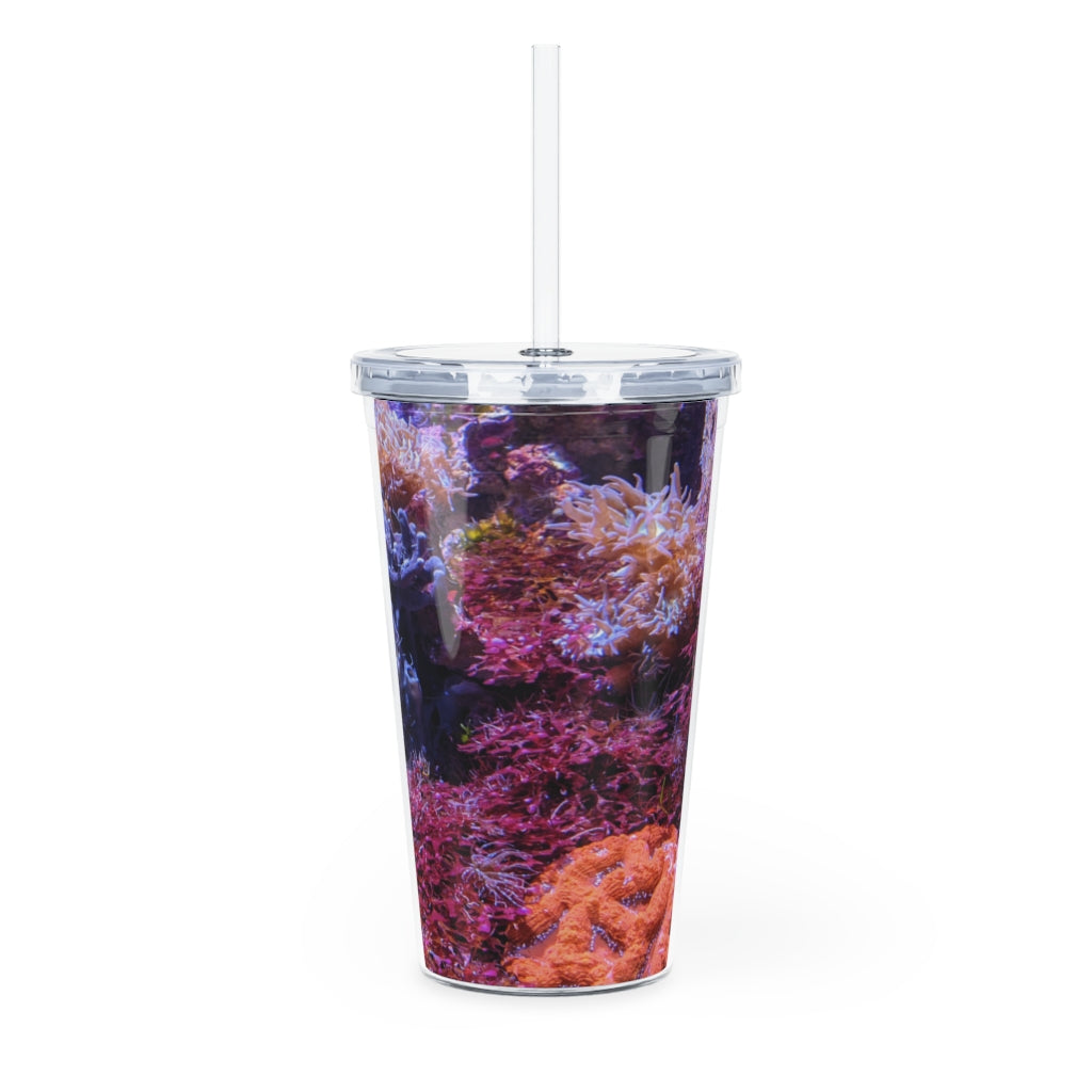 Aquarium Plastic Tumbler with Straw, featuring a customizable design and double wall insulation, perfect for parties and gatherings.