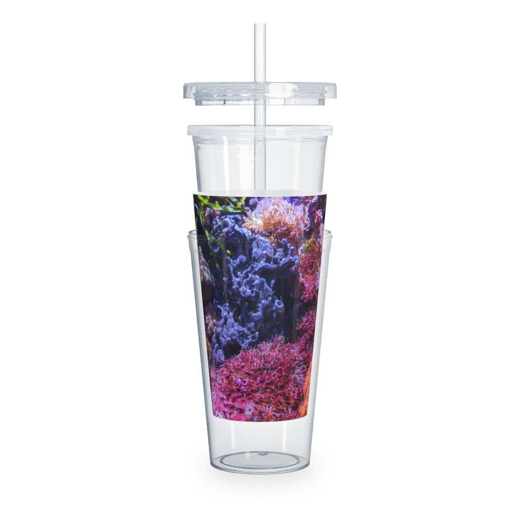 Aquarium Plastic Tumbler with Straw, featuring a customizable design and double wall insulation, perfect for parties and gatherings.