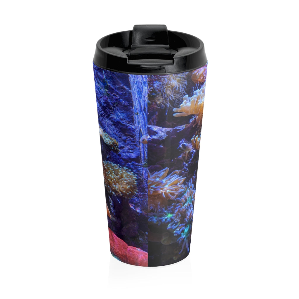 Aquarium Stainless Steel Travel Mug with vibrant design, black plastic lid, and rounded corners, perfect for coffee and tea lovers.
