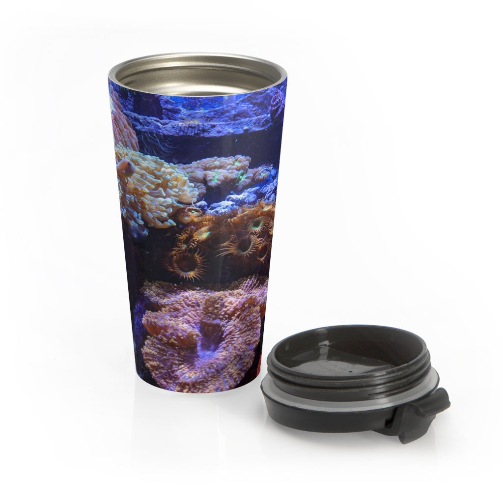 Aquarium Stainless Steel Travel Mug with vibrant design, black plastic lid, and rounded corners, perfect for coffee and tea lovers.