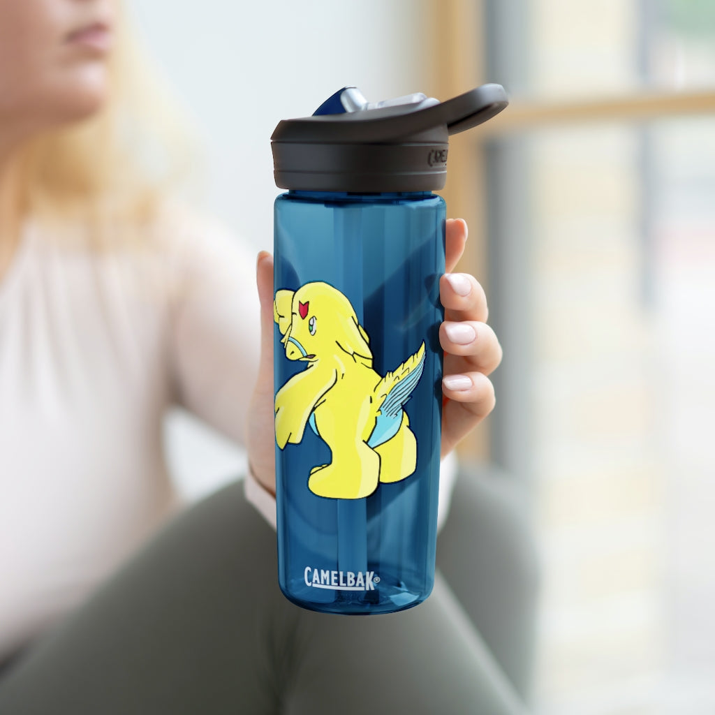 Ductil CamelBak Eddy® Water Bottle in 20oz and 25oz sizes, showcasing its robust design and spill-proof valve.