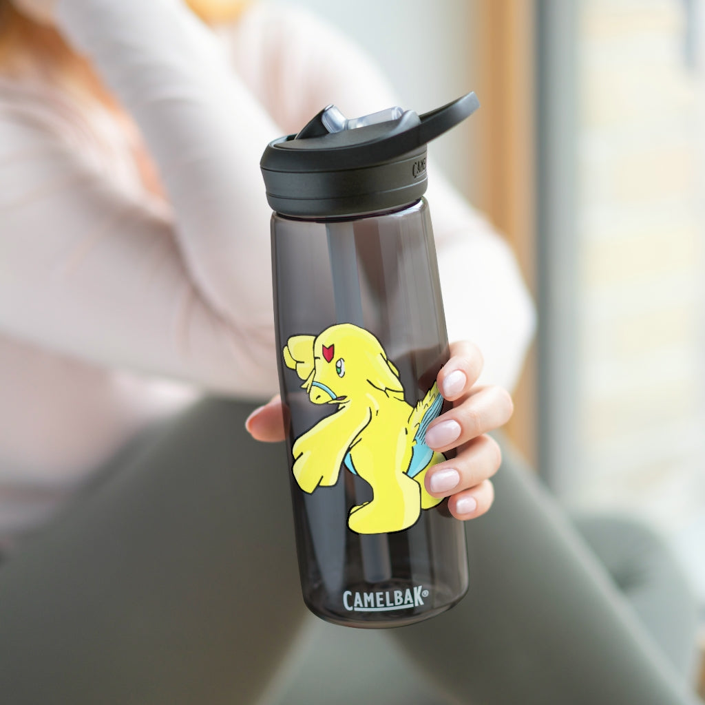 Ductil CamelBak Eddy® Water Bottle in 20oz and 25oz sizes, showcasing its robust design and spill-proof valve.