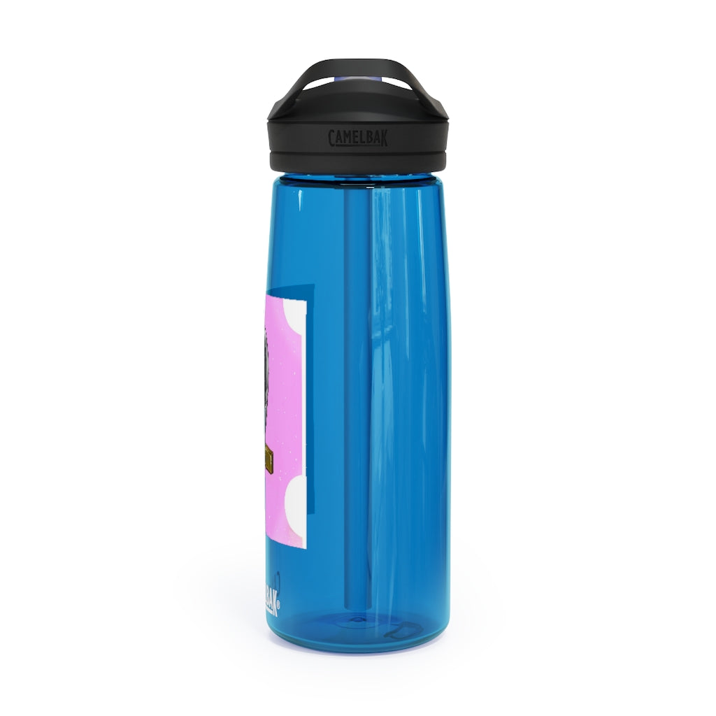 Gold Sword CamelBak Eddy® Water Bottle in 20oz and 25oz sizes, showcasing its robust design and easy-carry handle.
