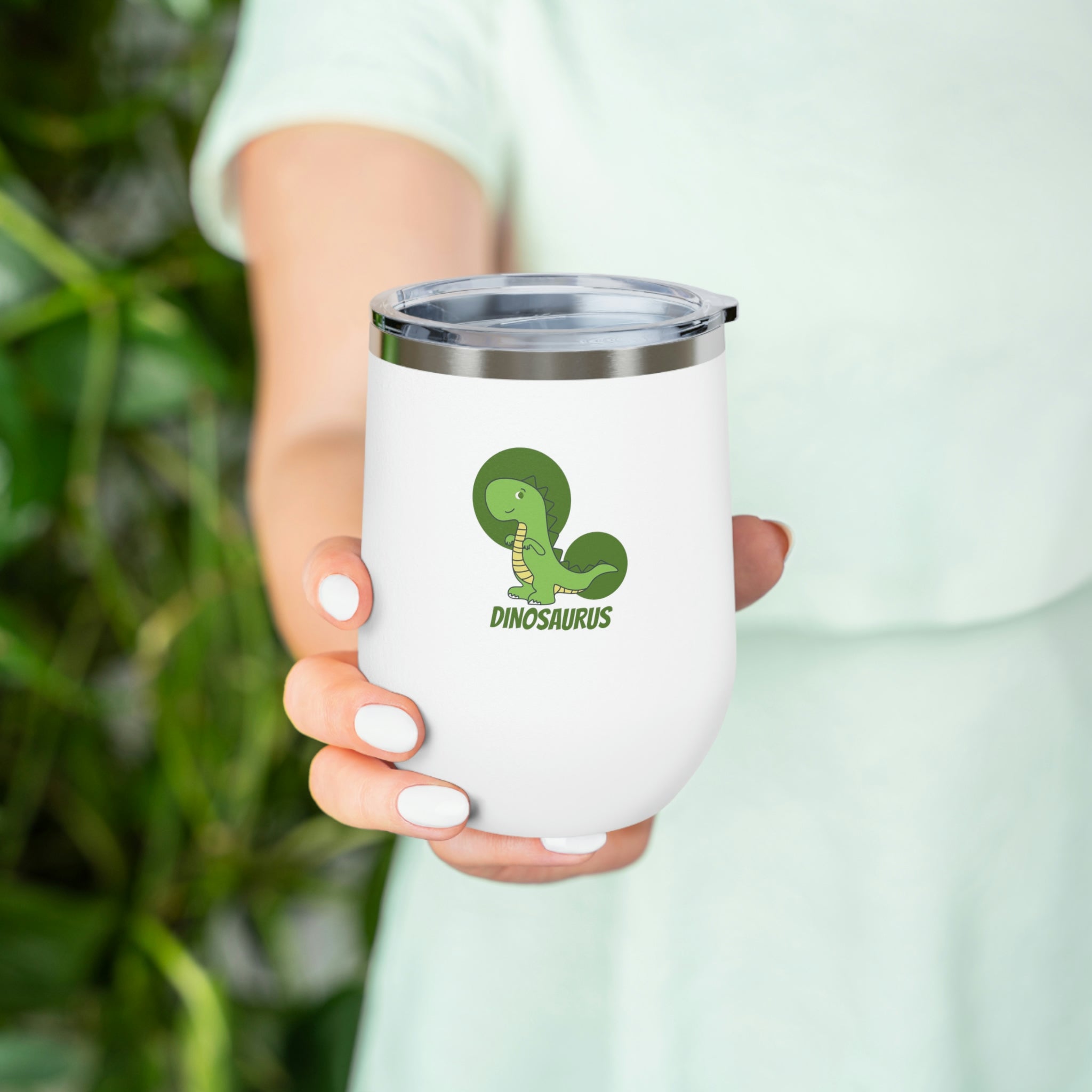 Green Dinosaurus Wine Tumbler with double insulation and clear lid, perfect for hot and cold beverages.