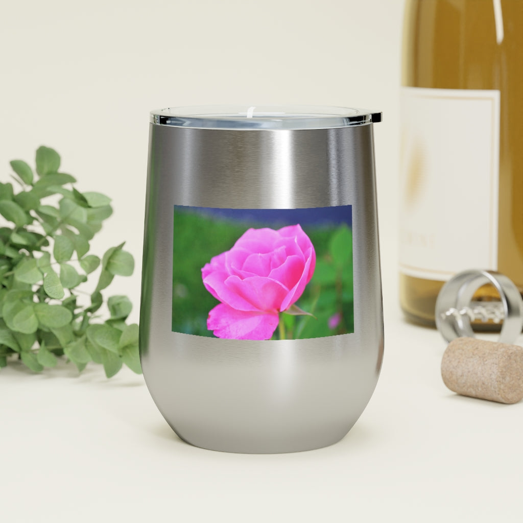 A stylish Pink Flower 12oz Insulated Wine Tumbler with a clear lid, showcasing a vibrant floral design.