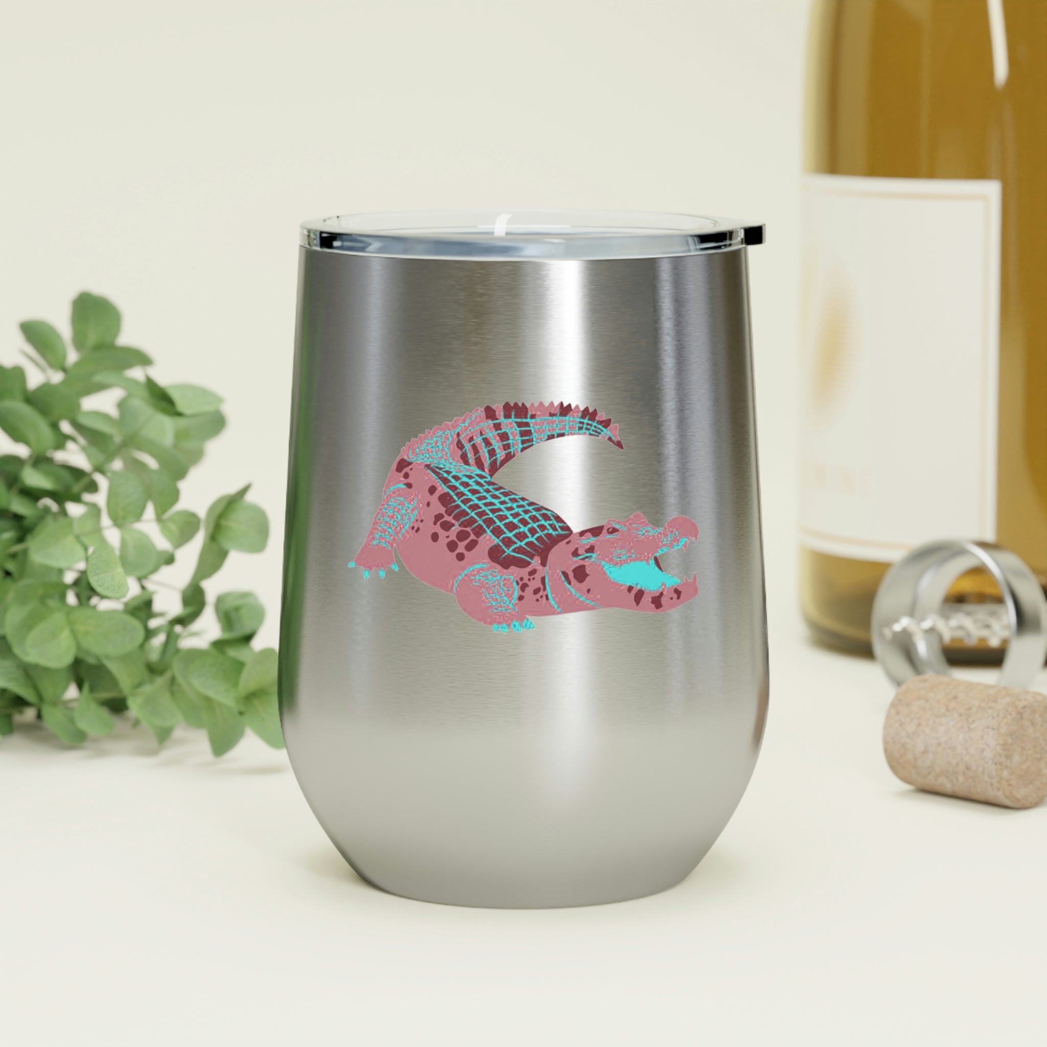 Red Alligator Wine Tumbler with clear lid, showcasing its stylish design and double insulation features.