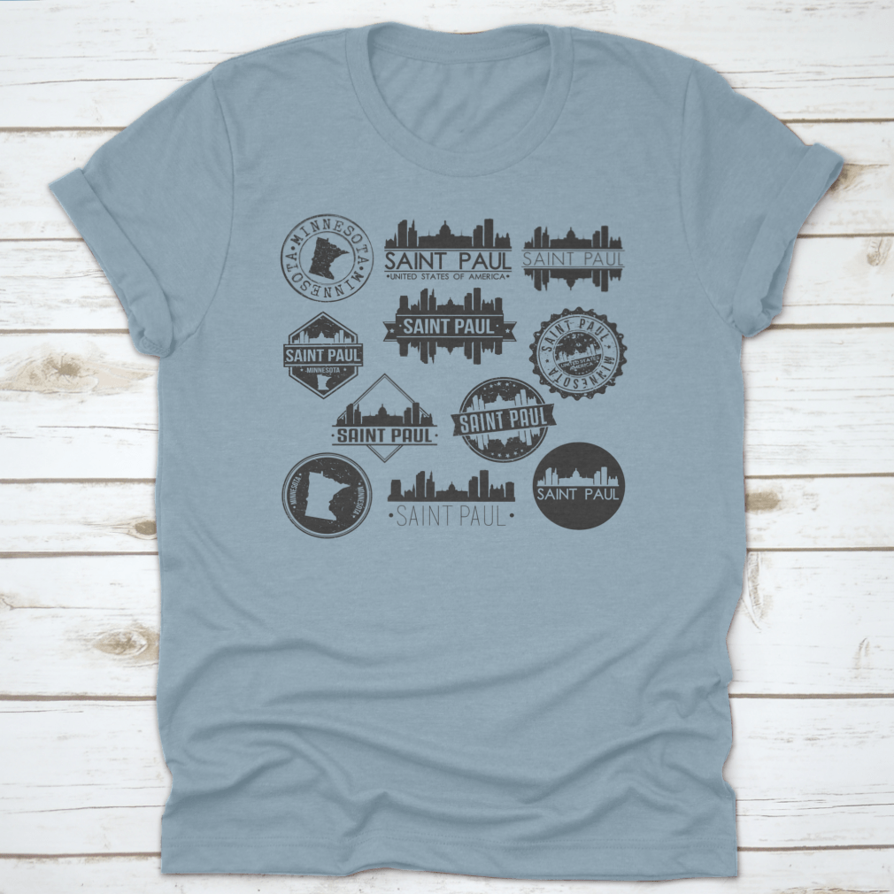 A comfortable Saint Paul t-shirt made from 100% cotton, featuring a classic fit and midweight fabric, perfect for casual wear.