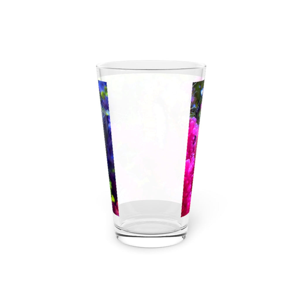A clear 16oz Seahorse Pint Glass showcasing a unique design, perfect for beverages.
