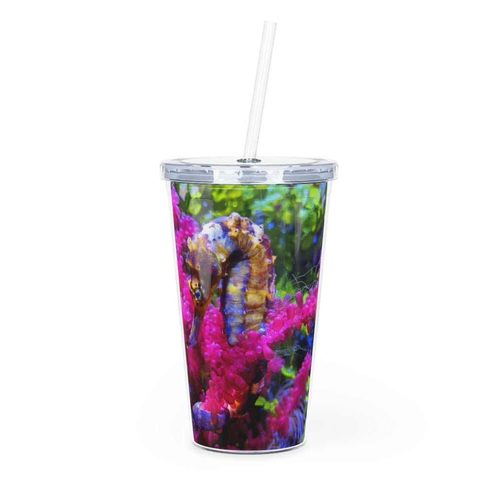 Seahorse Plastic Tumbler with Straw, featuring a customizable design insert and double wall insulation, ideal for drinks at events.