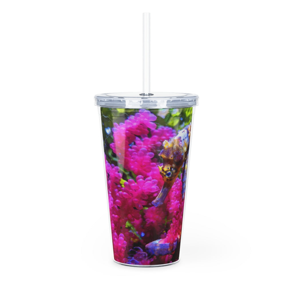 Seahorse Plastic Tumbler with Straw, featuring a customizable design insert and double wall insulation, ideal for drinks at events.