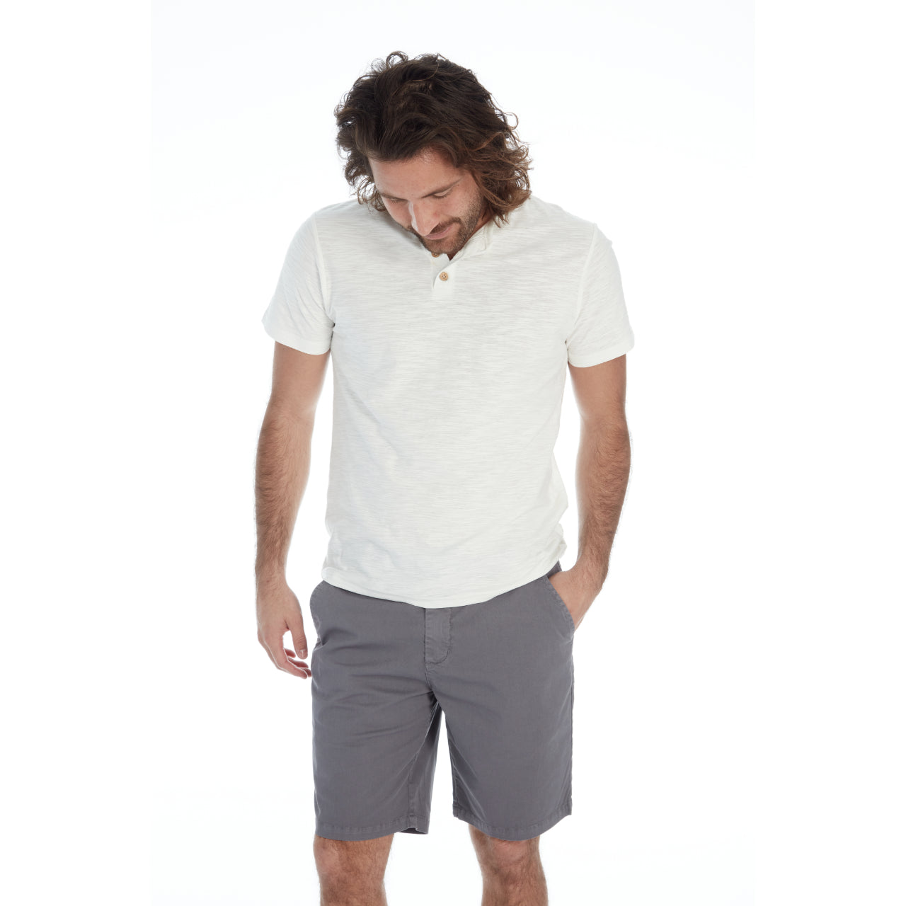 Adan Twill Shorts in Ash Grey with four pockets and a 9-inch inseam, made from a cotton-spandex blend.