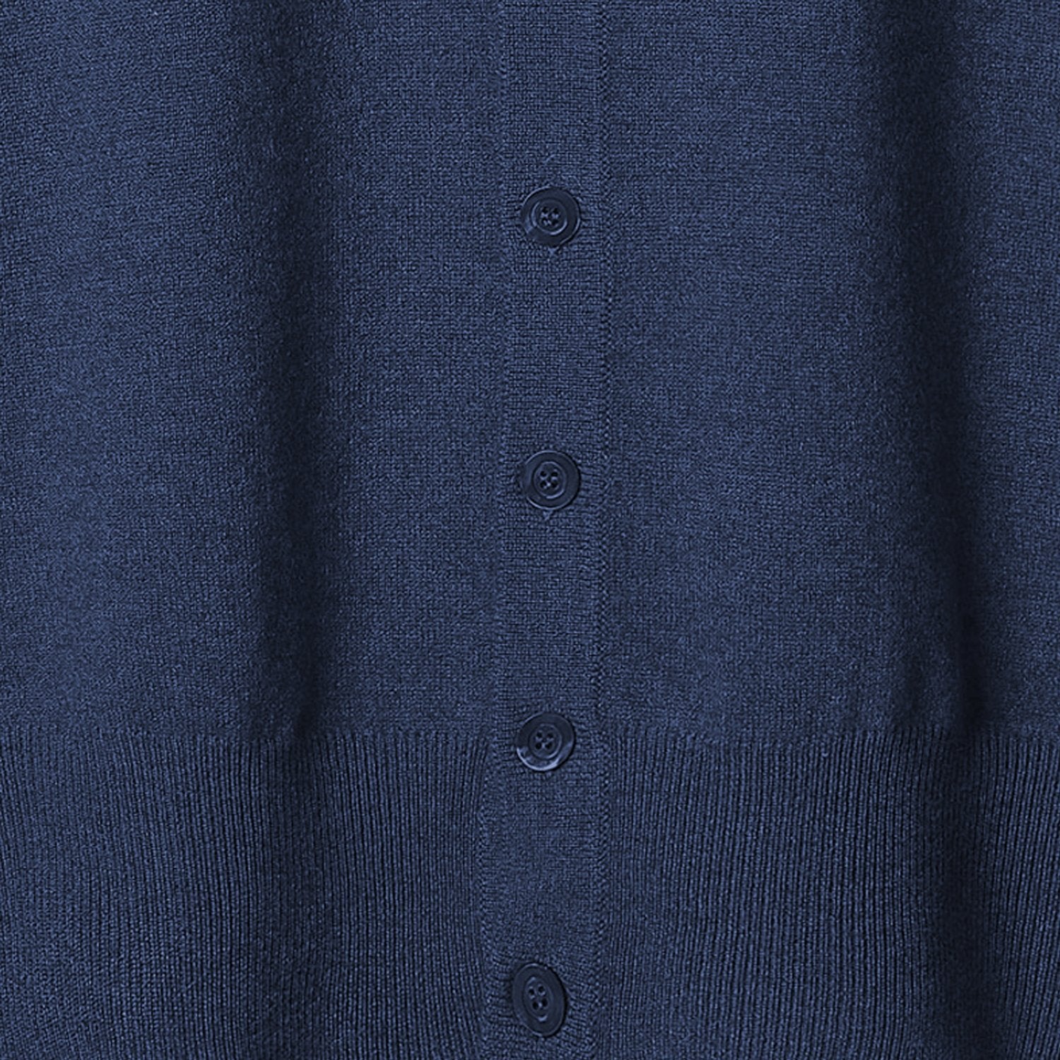 Gilet Uomo Misto Cashmere e Seta, elegante e leggero, realizzato in Italia con materiali pregiati.