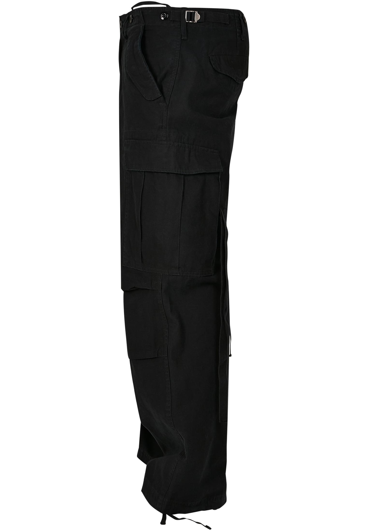 M65 Vintage Cargo Pants in a stylish urban setting, showcasing their comfortable fit and adjustable drawstrings.