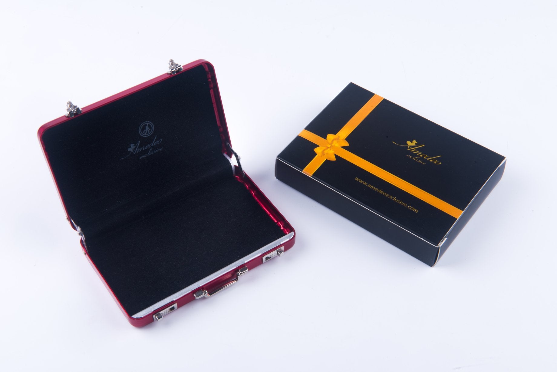 Metal Men's Pocket-Sized Red Business Card Holder showcasing its sleek design and vibrant color.