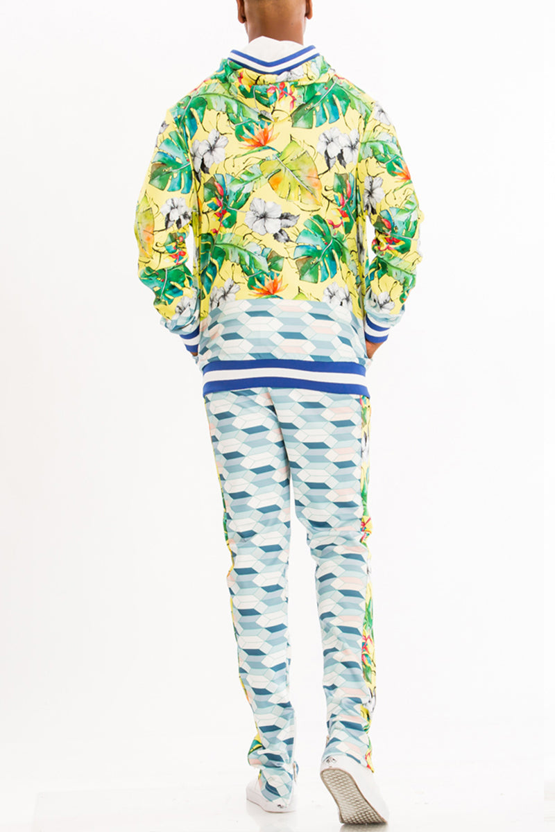 A stylish Print Sweat Set featuring a slim fit design, standard pockets, and hidden ankle zippers, perfect for casual wear.