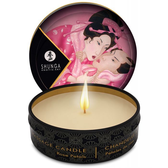 Shunga Aphrodisia Massage Candlelight Roses 30ml, a soy-based candle with a rose scent, designed for intimate massages.