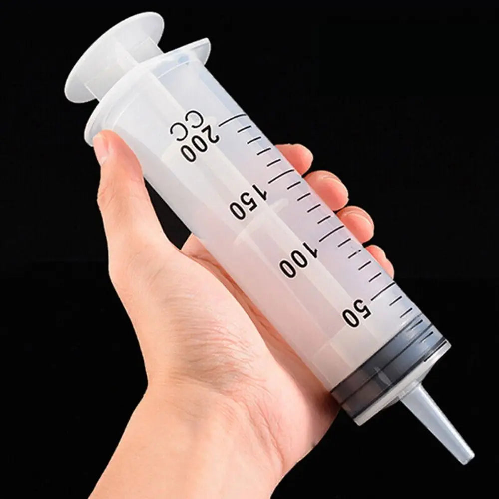 150ml-500ml Reusable Syringe with a 1.3m hose for pet feeding and watering, made of durable plastic and PVC.