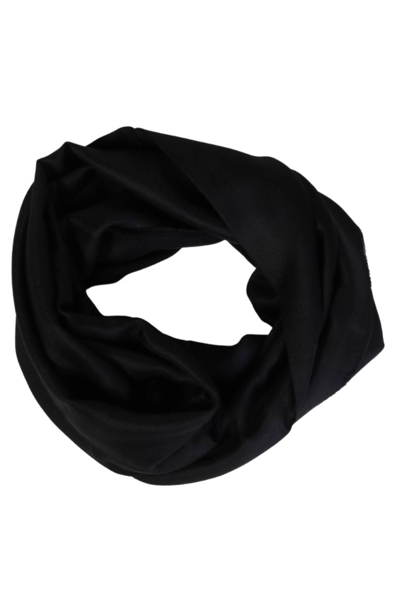 A luxurious black shoulder scarf made from 70% Royal alpaca wool and 30% silk, elegantly draped to showcase its softness and warmth.