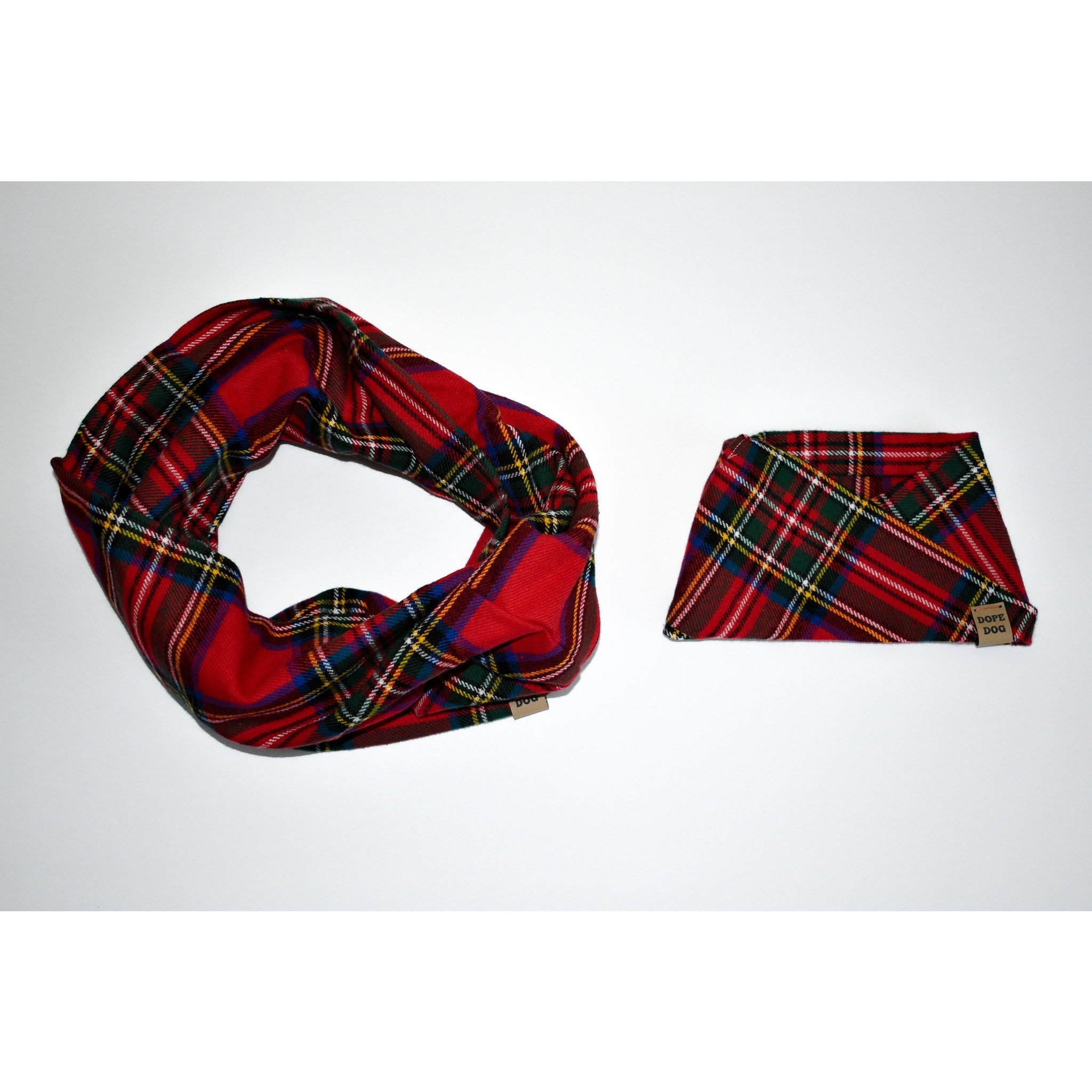 Apple Crumble Dog Scarf made of cozy cotton, featuring a twisted neck design, perfect for stylish dogs.