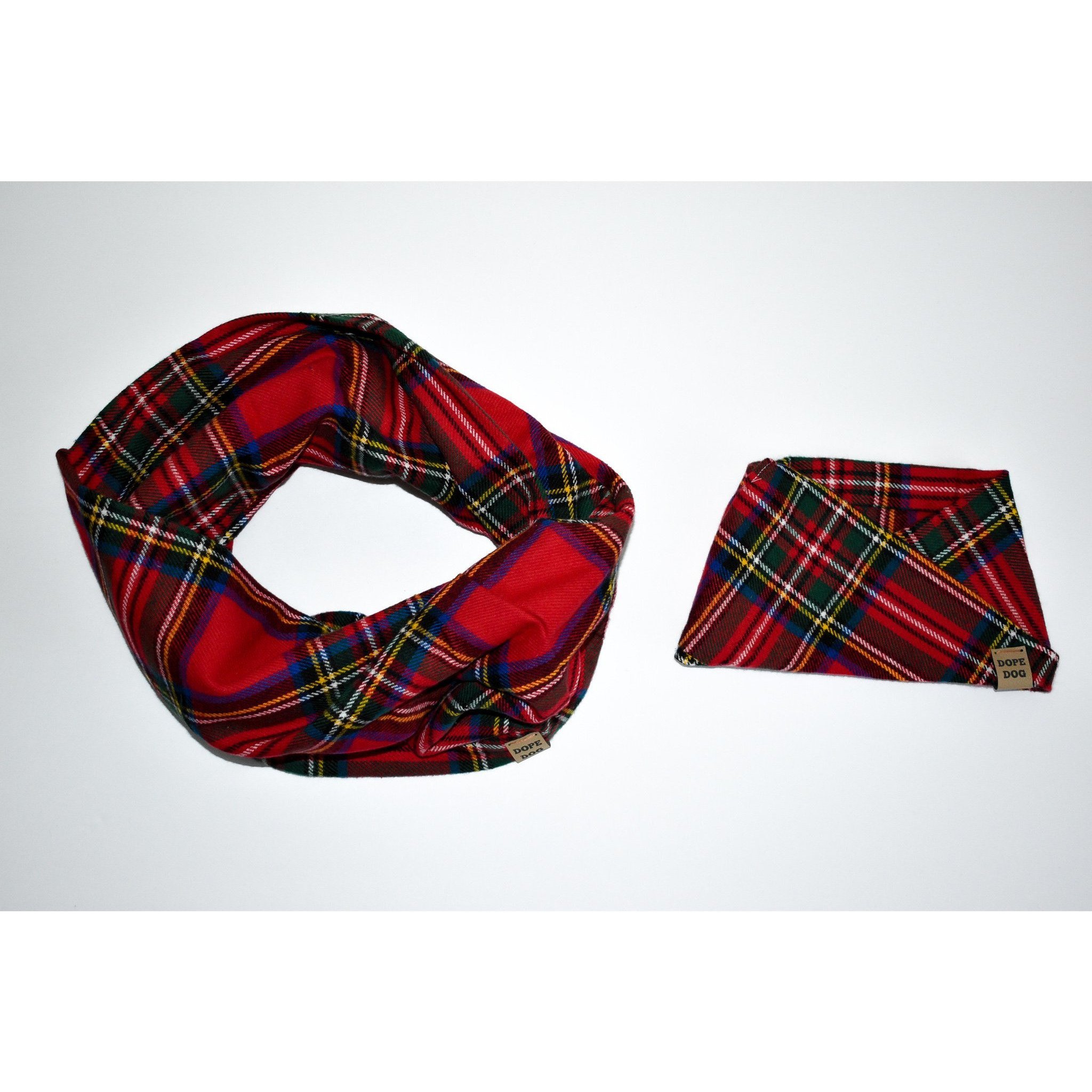 Apple Crumble Dog Scarf made of cozy cotton, featuring a twisted neck design, perfect for stylish dogs.