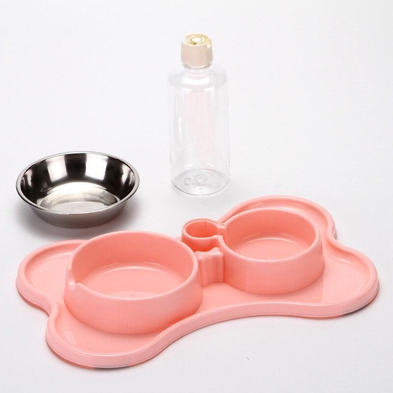 A stylish non-slip double bowl set for cats and small dogs, featuring an automatic water dispenser made of durable stainless steel.