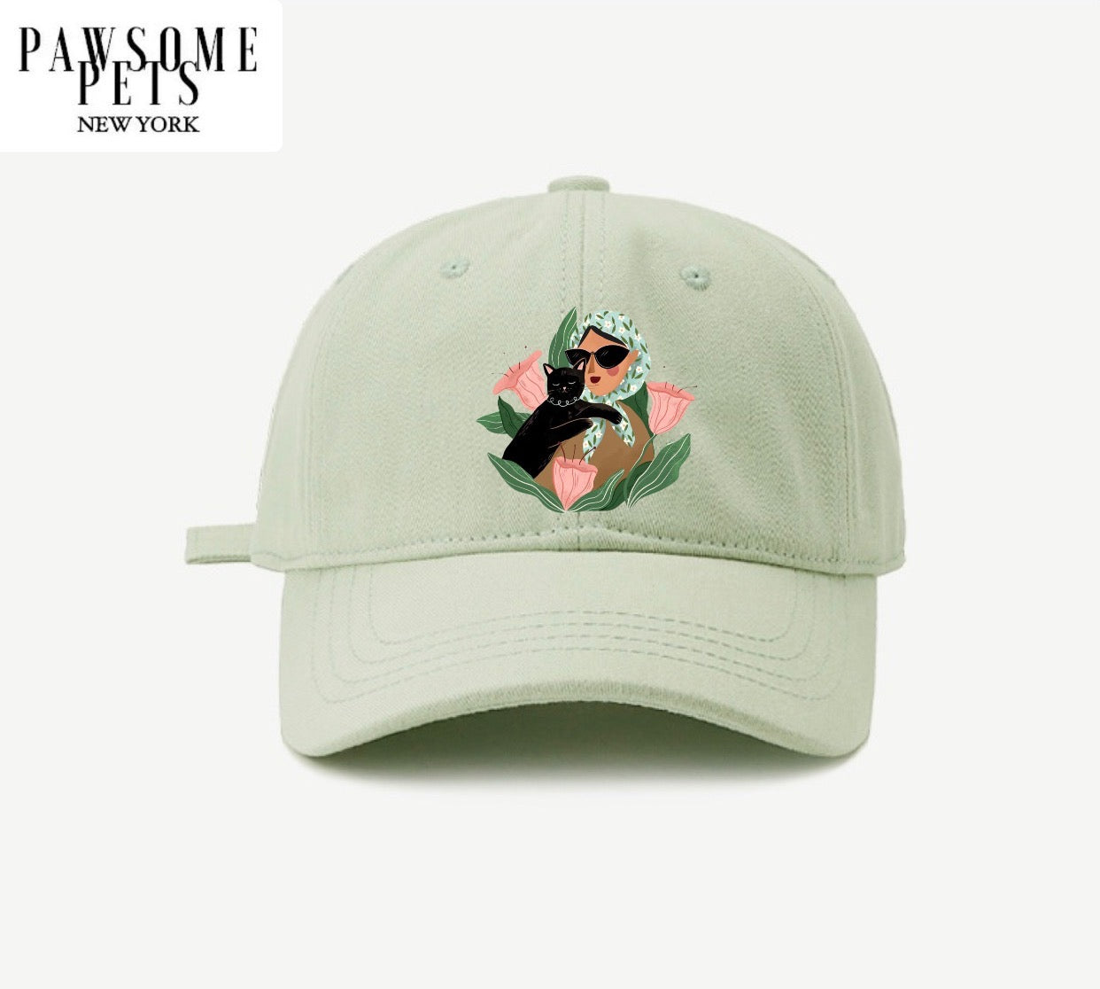 A stylish black baseball cap with 'CAT MOM' embroidered lettering, perfect for cat lovers.