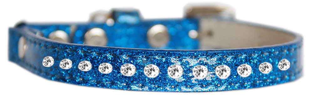 A stylish cat safety collar featuring one row of clear crystal rhinestones on a soft, glittery ice cream design.