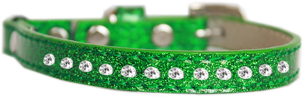 A stylish cat safety collar featuring one row of clear crystal rhinestones on a soft, glittery ice cream design.