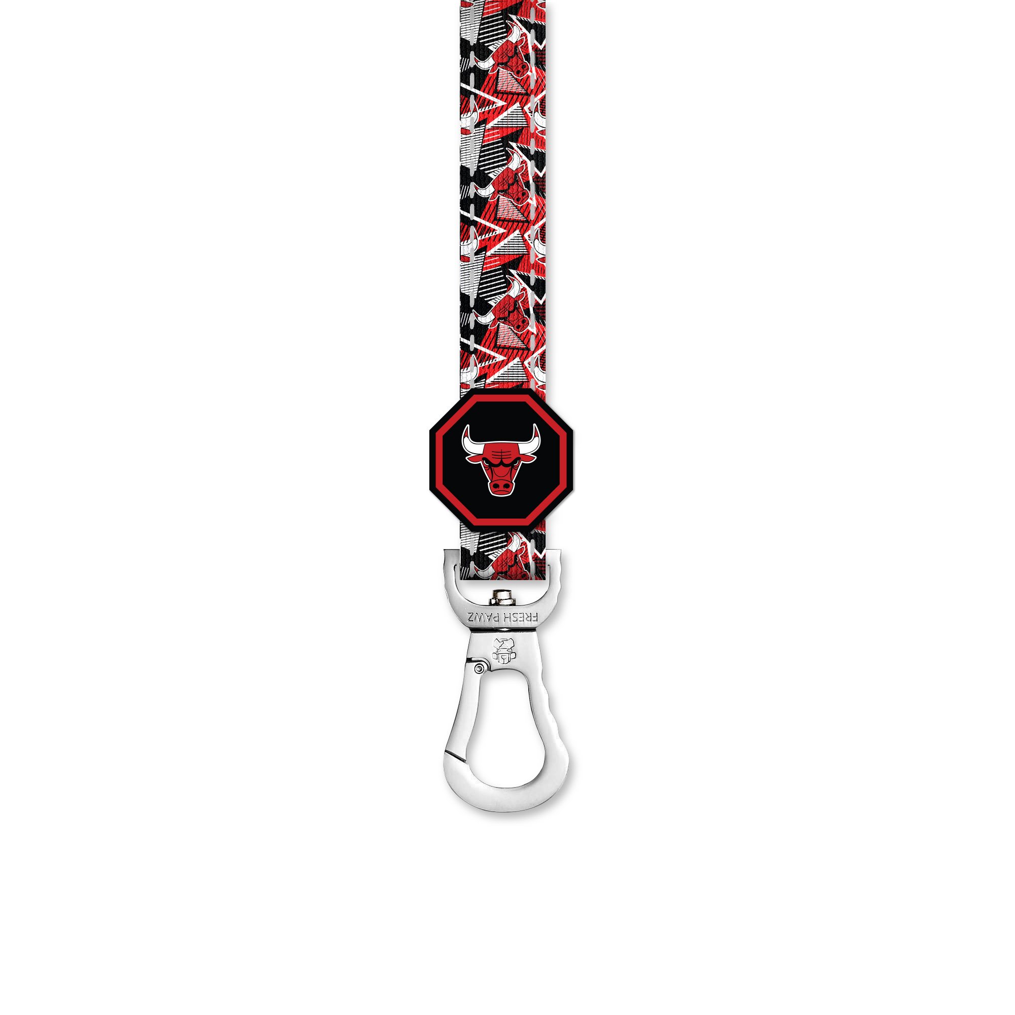 Chicago Bulls x Fresh Pawz leash featuring the iconic team logo, designed for pet owners who love the NBA.