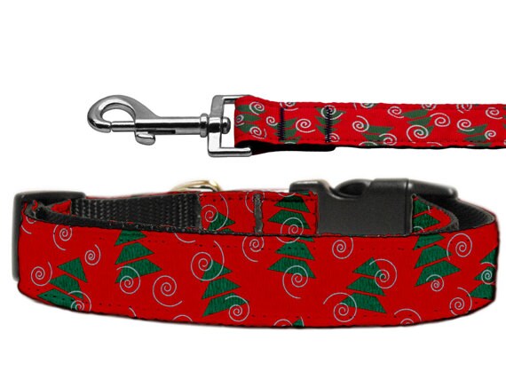 A festive Christmas Trees design on durable nylon pet collar and leash set, perfect for dogs and cats during the holiday season.