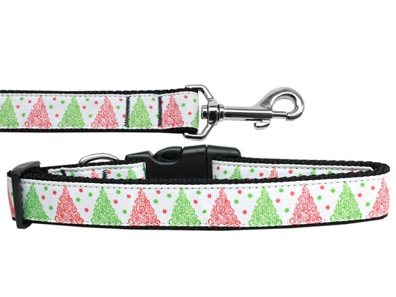 Fancy Schmancy Christmas Trees nylon collar and leash for dogs and cats, featuring a festive design and durable materials.