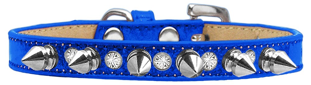 A stylish dog collar featuring glitter, clear crystals, and silver spikes, perfect for pets who love to stand out.