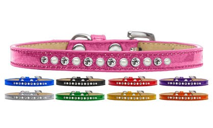 Elegant dog collar featuring pearls and clear crystals, designed for pets.