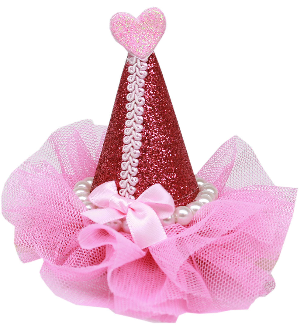 A cute pearl-wrapped clip-on party hat for dogs and puppies, perfect for celebrations.