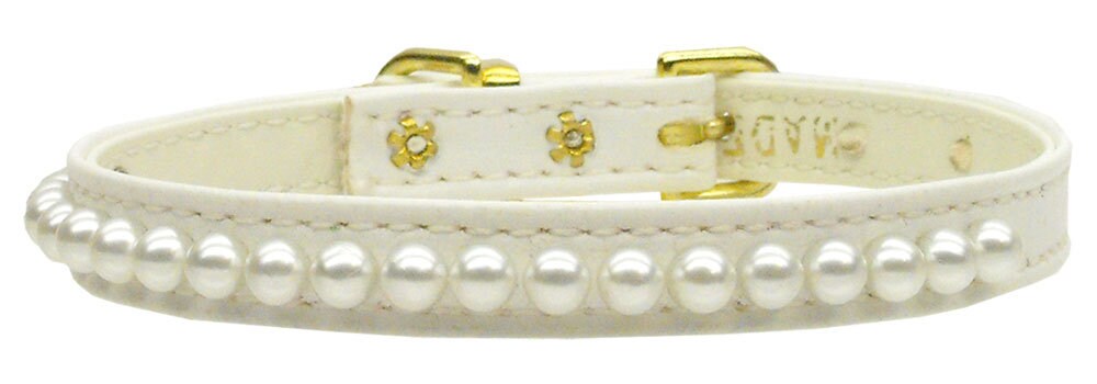 A stylish 3/8" wide dog collar adorned with a row of pearls, perfect for pets.